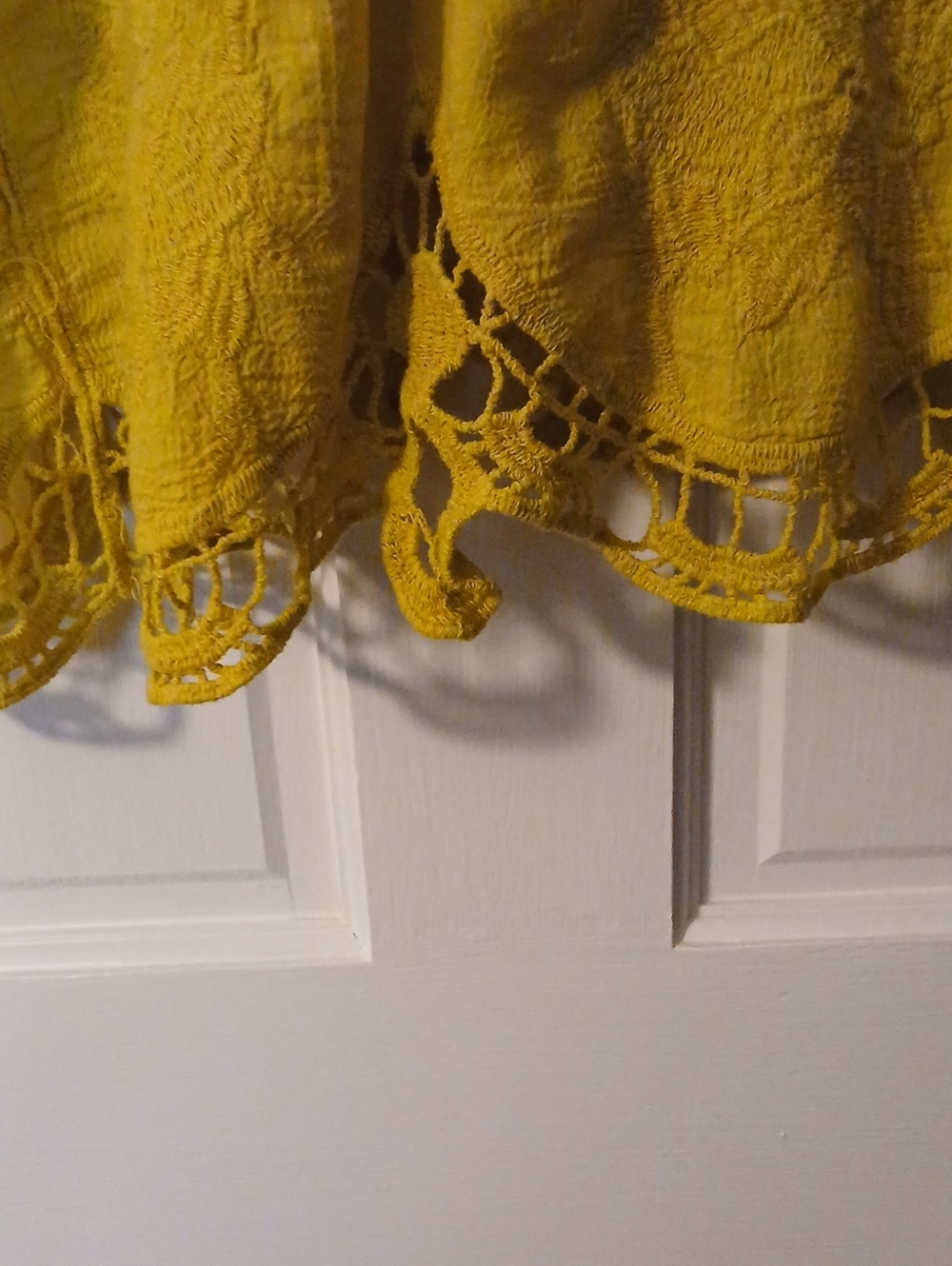 Women's Yellow Crochet Heart Lace Tunic Top - Picture 4 of 6